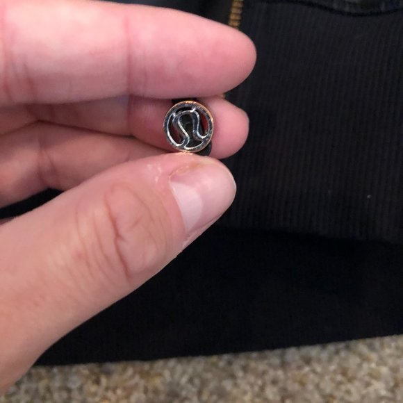 Lulu Lemon Hoodie - Picture 3 of 4